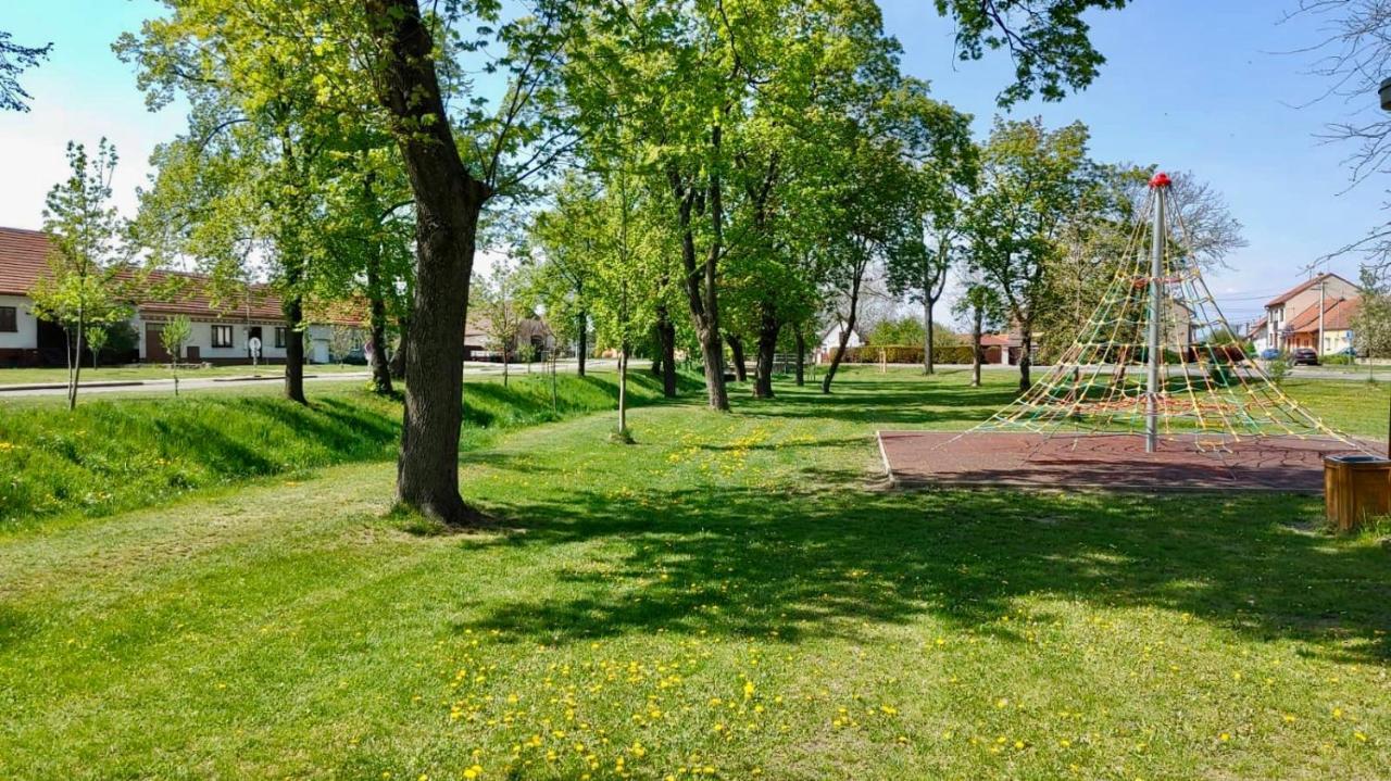 - Cykloubytovani U Rasku * Dolni Dunajovice